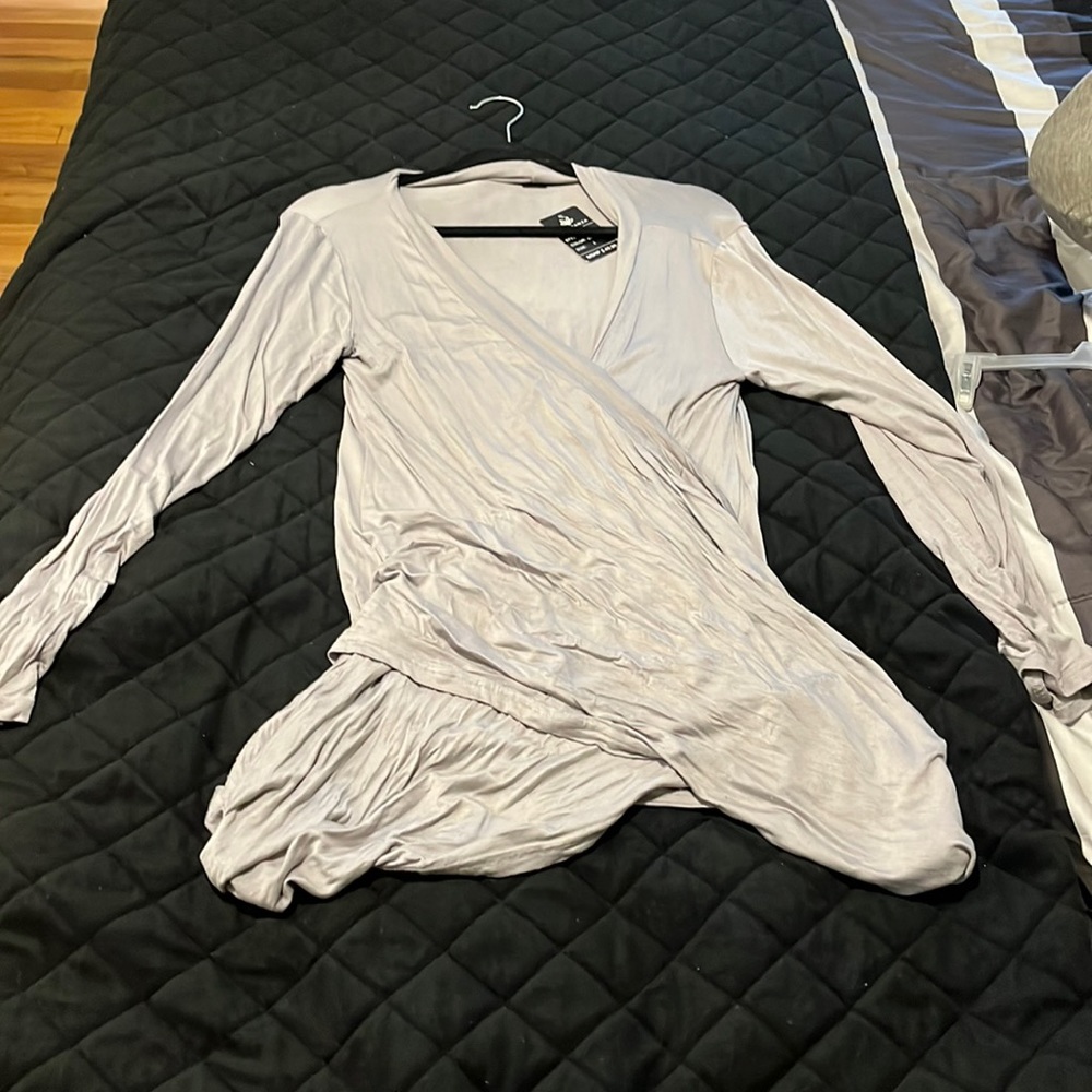 Womens grey top